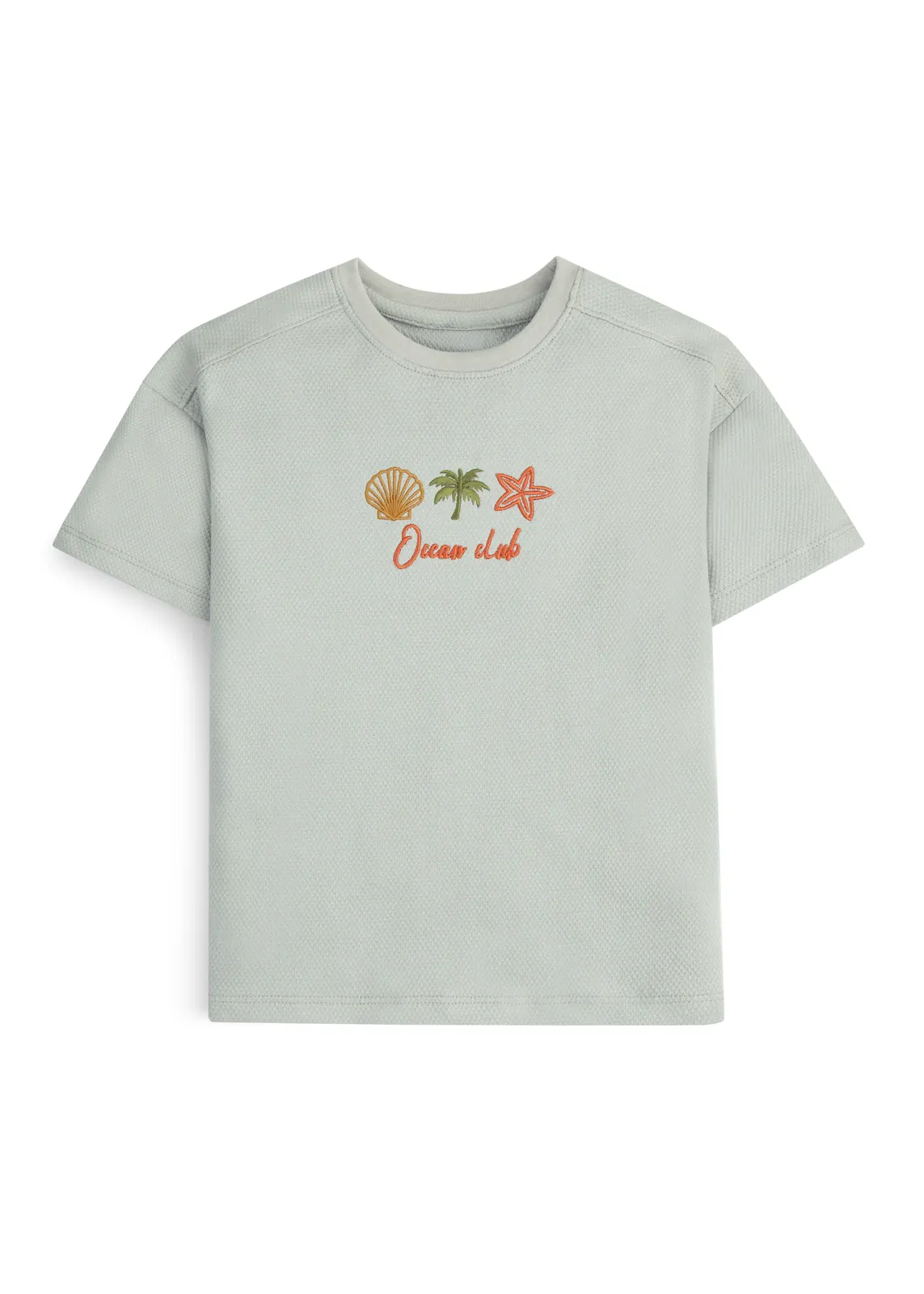 Jungen-T-Shirt in blassem Nebelgrün mit Wabenstruktur und gestickter Muschel, Palme und Seestern, Vorderansicht