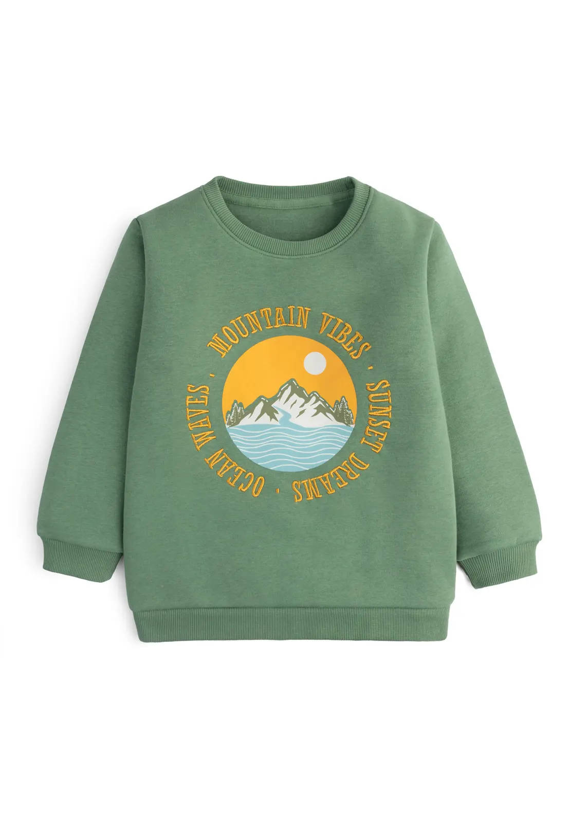 Kinder-Fleece-Sweatshirt in Farngrün mit gesticktem Mountain-Vibes-Badge, Vorderansicht